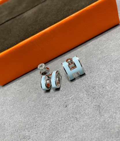 [⭐Spark]POP H SKY BLUE STUD EARRINGS