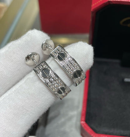 [⭐Spark]LOVE CERAMIC DIAMOND PAVED SILVER EARRINGS
