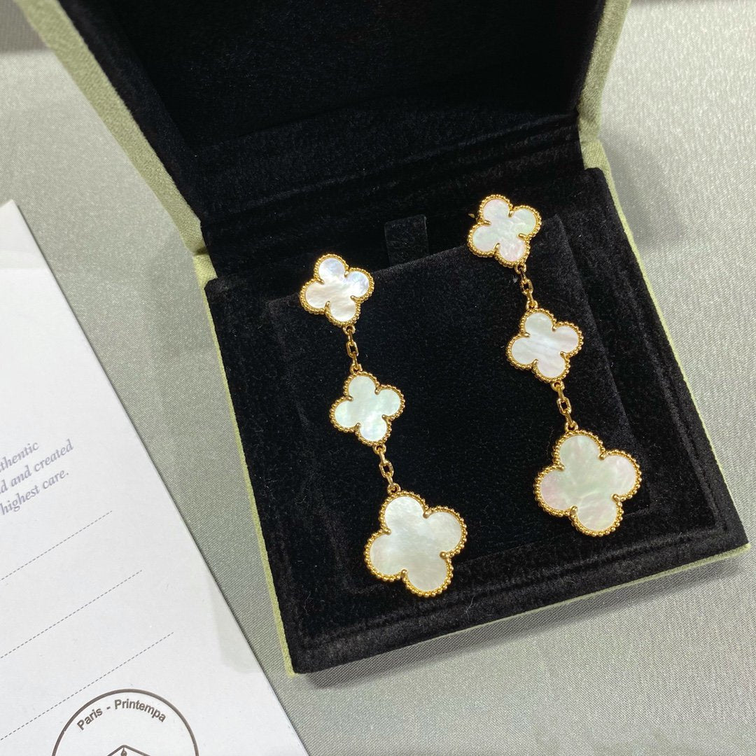 [⭐Spark]CLOVER MOP 3 MOTIFS GOLD EARRINGS