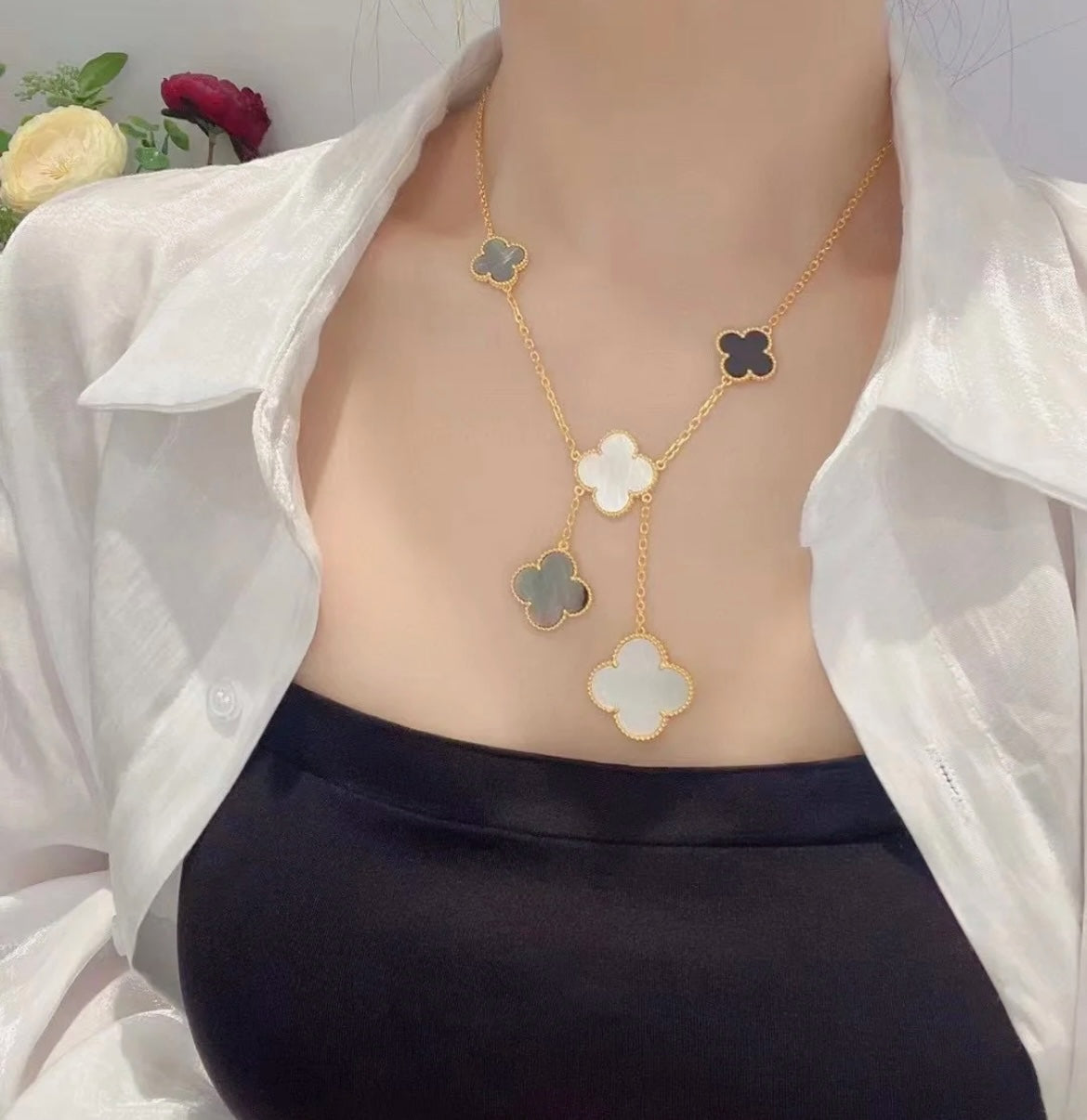 [⭐Spark]CLOVER 6 MOTIF MOP ONYX GOLD NECKLACE