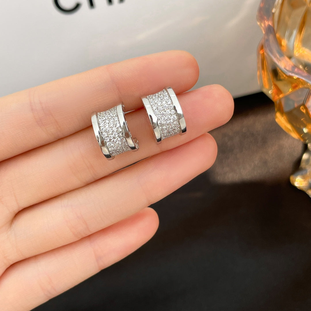 [⭐Spark]ZERO 1 DIAMOND PAVED EARRINGS