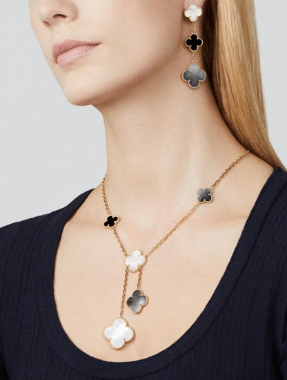 [⭐Spark]CLOVER 3 MOTIF MOP ONYX DARK MOP PINK GOLD EARRINGS