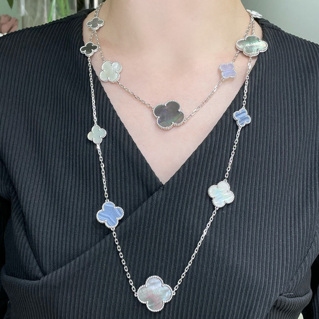 [⭐Spark]CLOVER 16 MOTIF CHALCEDONY MOP SILVER NECKLACE