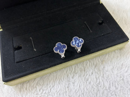 [⭐Spark]CLOVER PIETERSITE MEDIUM STUD EARRINGS
