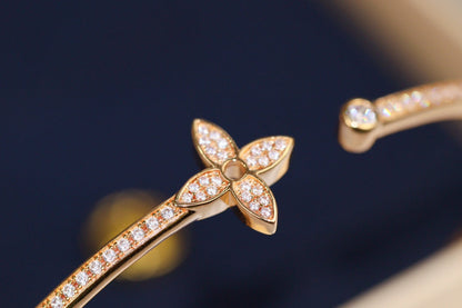 [⭐Spark]IDYLLE PINK GOLD OPEN BRACELET DIAMOND PAVED