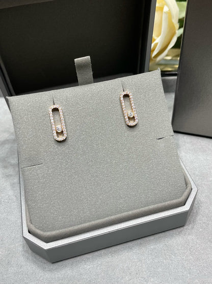 [⭐Spark]MOVE UNO STUD DIAMOND PAVED EARRINGS