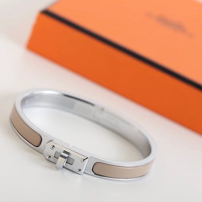 [⭐Spark]HM KELLY GREY BRACELET