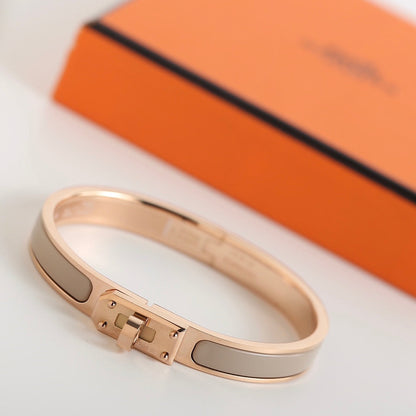 [⭐Spark]HM KELLY GREY BRACELET