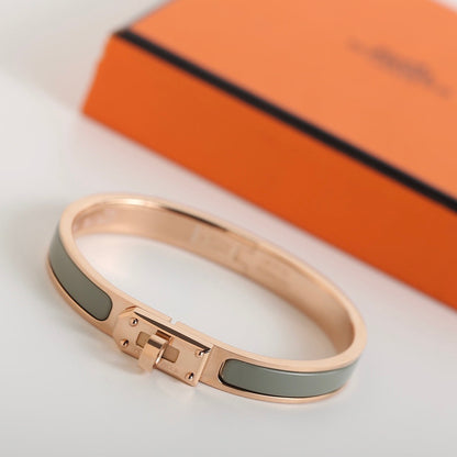 [⭐Spark]HM KELLY BLUE GREEN BRACELET