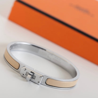 [⭐Spark]HM KELLY BEIGE BRACELET