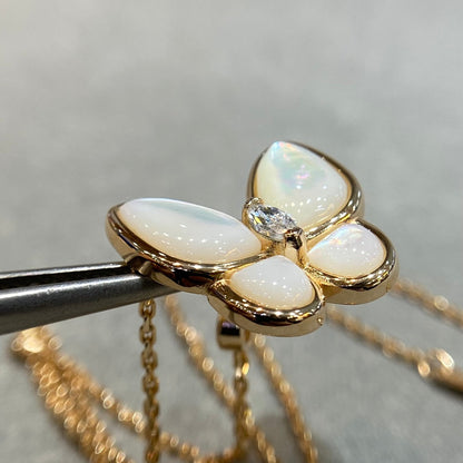 [⭐Spark]BUTTERFLY MOP DIAMOND NECKLACE