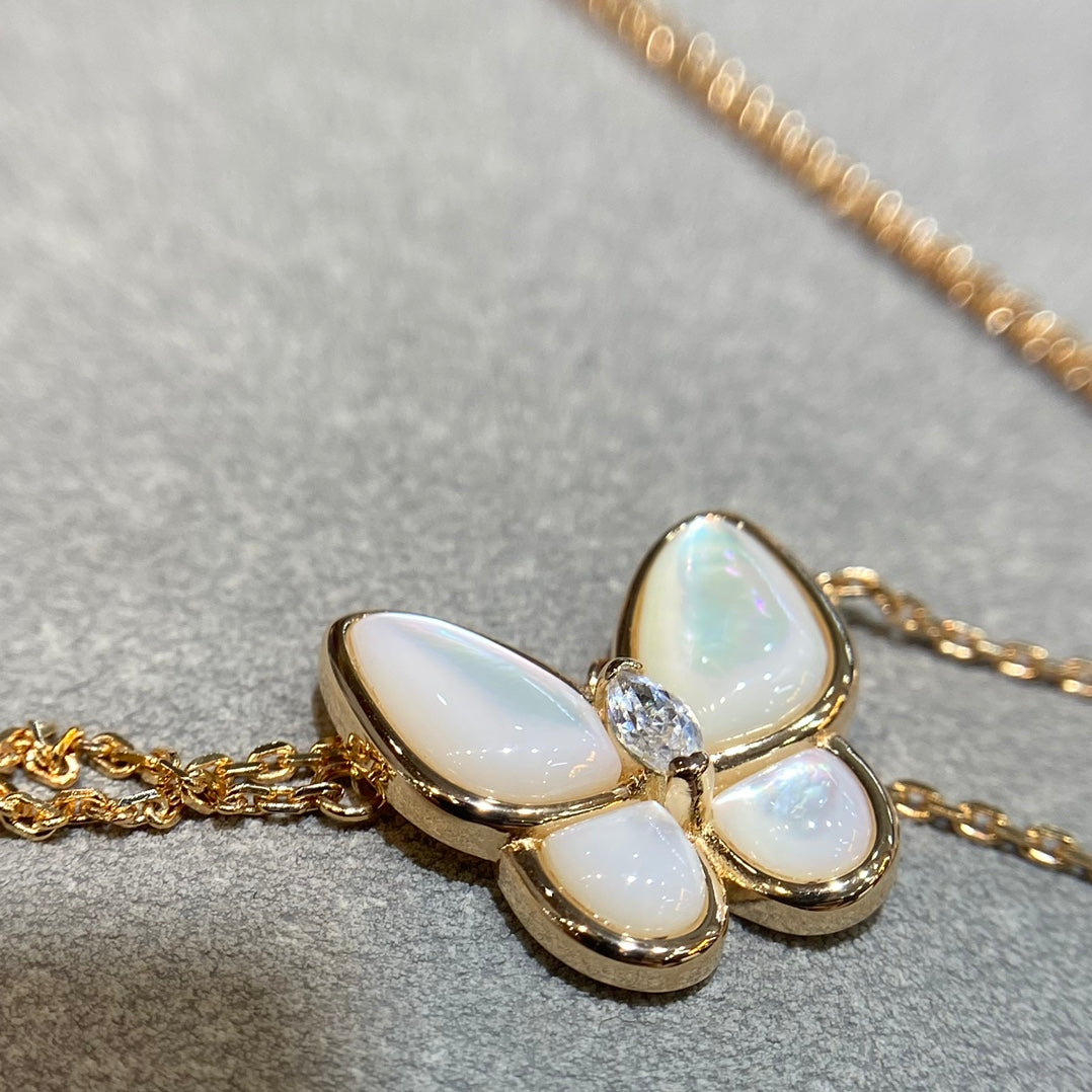 [⭐Spark]BUTTERFLY MOP DIAMOND NECKLACE