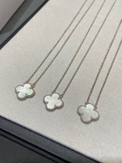 [⭐Spark]CLOVER MEDIUM SILVER WHITE MOP NECKLACE