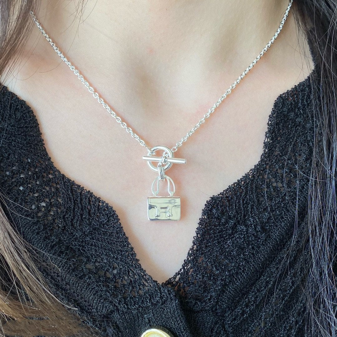 [⭐Spark]CONSTANCE PEDANT SILVER NECKLACE