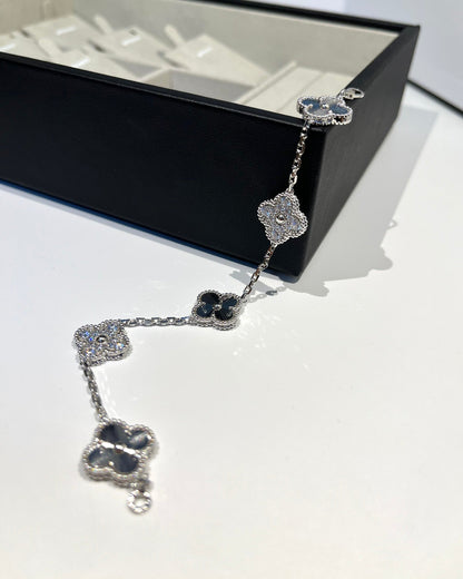 [⭐Spark] CLOVER 5 MOTIF LASER BRACELET COLLECTION