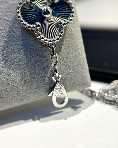[⭐Spark] CLOVER 5 MOTIF LASER BRACELET COLLECTION