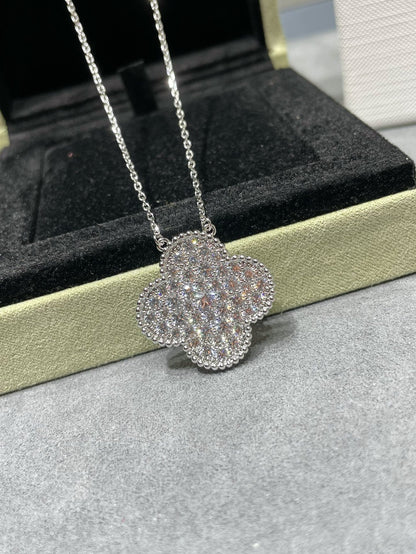 [⭐Spark]CLOVER 25MM LARGE PENDANT DIAMOND PAVED SILVER NECKLACE