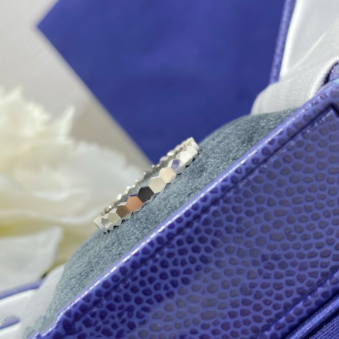 [⭐Spark]BEE LOVE SMALL RING