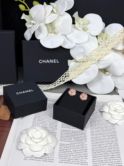[⭐Spark]26C Pink Camellia Pearl Enamel Stud Earrings