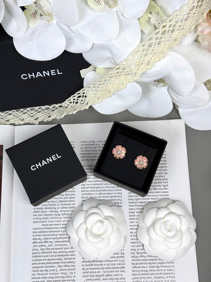 [⭐Spark]26C Pink Camellia Pearl Enamel Stud Earrings