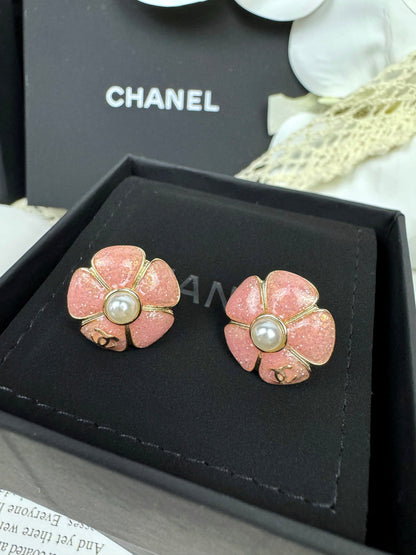 [⭐Spark]26C Pink Camellia Pearl Enamel Stud Earrings