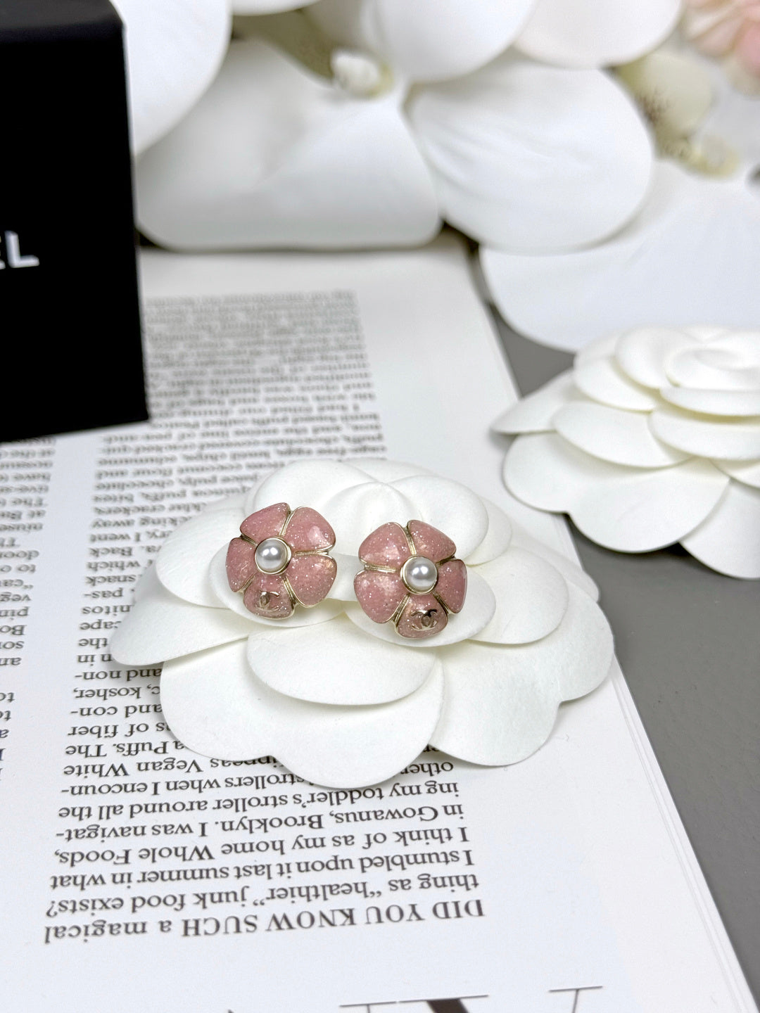 [⭐Spark]26C Pink Camellia Pearl Enamel Stud Earrings