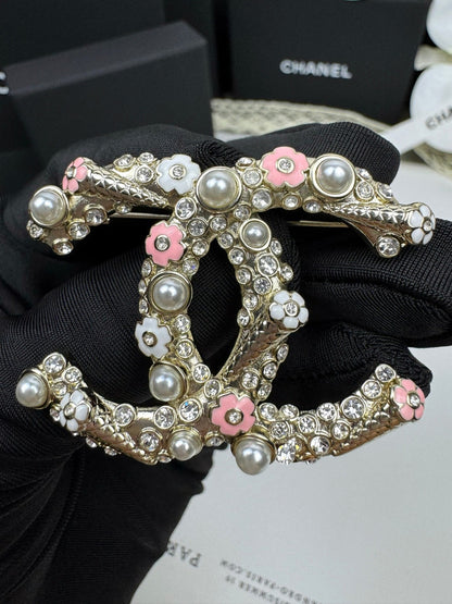 [⭐Spark]26C Pink-White Enamel Ice Cream Cone Double C Brooch