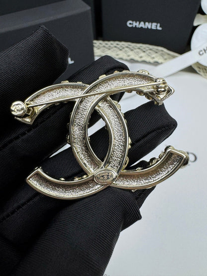 [⭐Spark]26C Pink-White Enamel Ice Cream Cone Double C Brooch