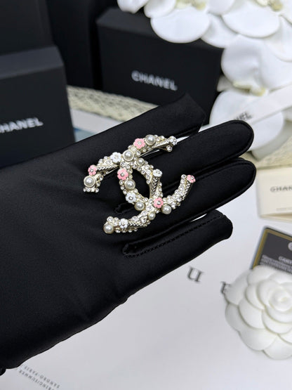 [⭐Spark]26C Pink-White Enamel Ice Cream Cone Double C Brooch