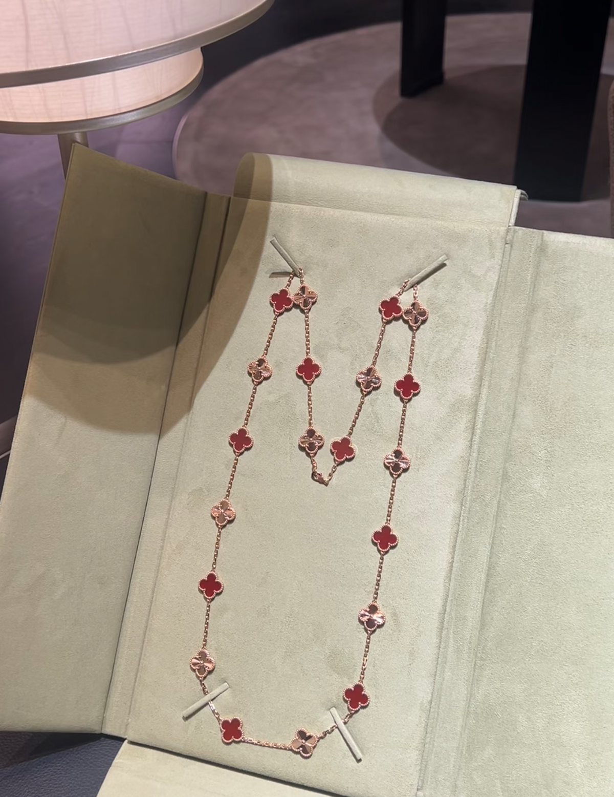 [⭐Spark]CLOVER 20 MOTIFS LASER CARNELIAN NECKLACE