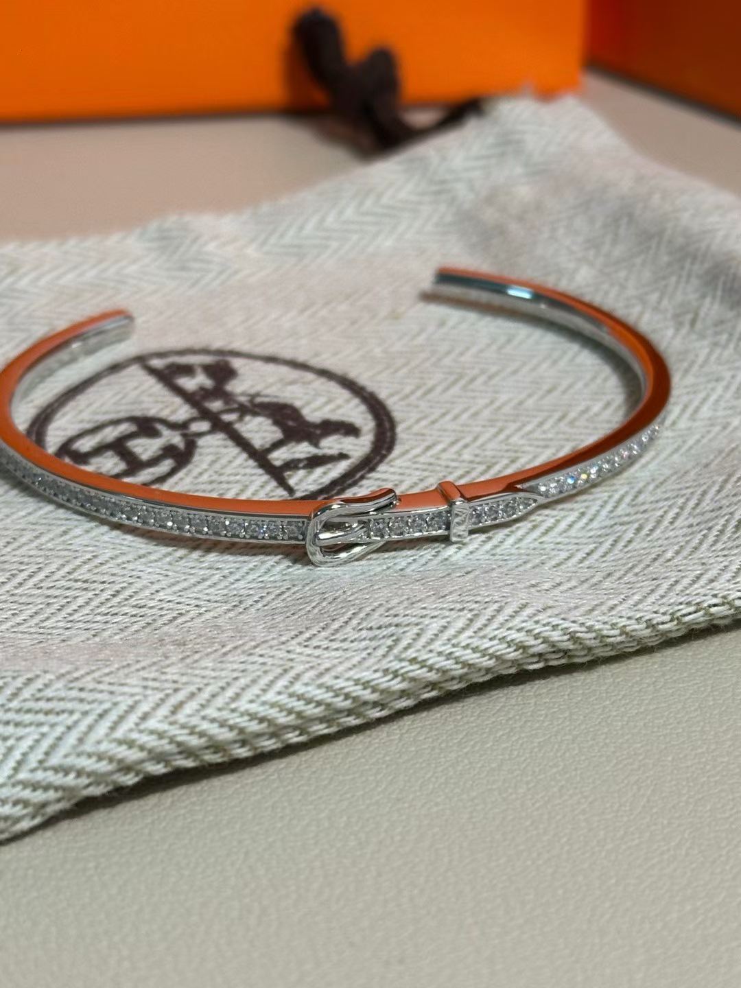 [⭐Spark]DIAMOND-ENCRUSTED BRACELET THREE COLORS