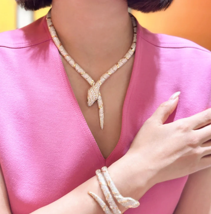 [⭐Spark]HAUTE COUTURE GOLD SERPENTI NECKLACE