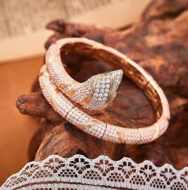 [⭐Spark]HAUTE COUTURE GOLD SERPENTI BRACELET