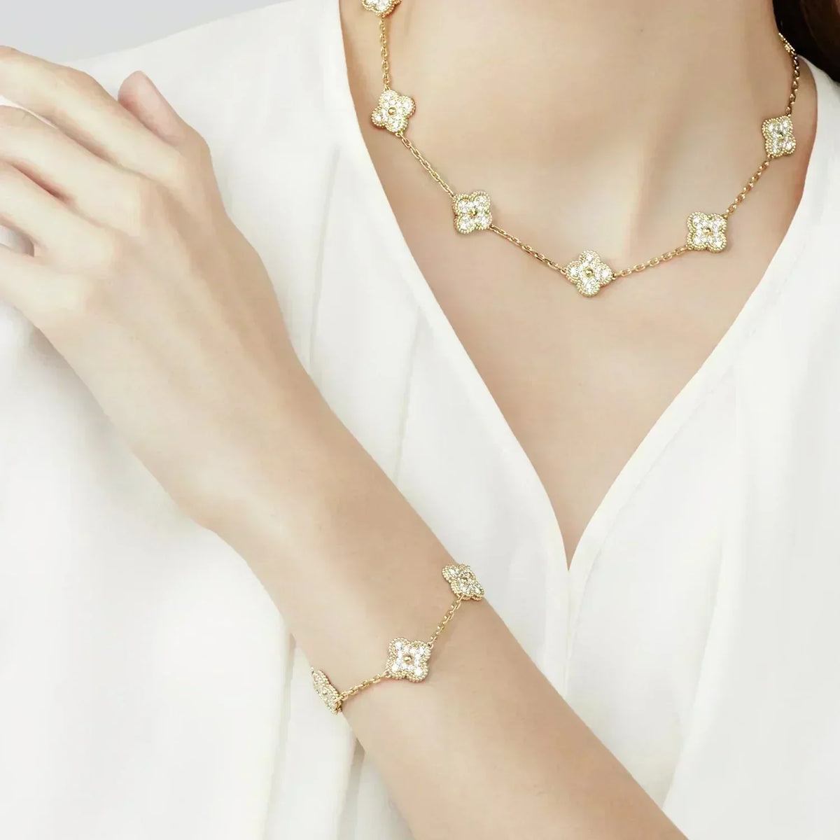 [⭐Spark] CLOVER 5 MOTIF FULL DIAMOND BRACELET COLLECTION