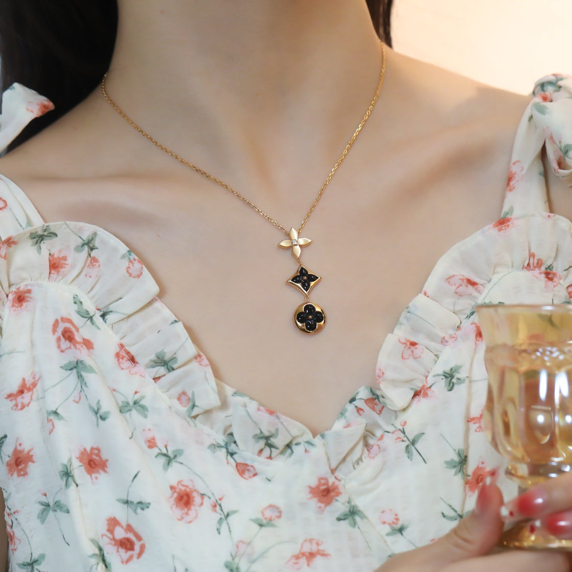 [⭐Spark]STAR AND SUN ONYX PINK GOLD NECKLACE