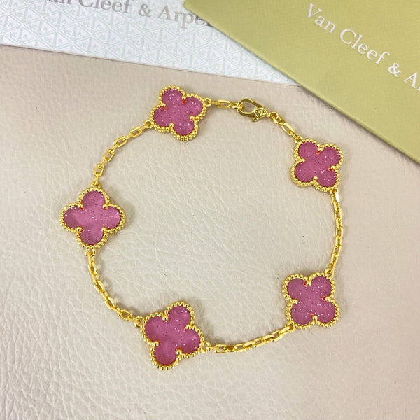 [⭐Spark]NEW BUBBLE PINK ENAMEL 5-FLOWER BRACELET