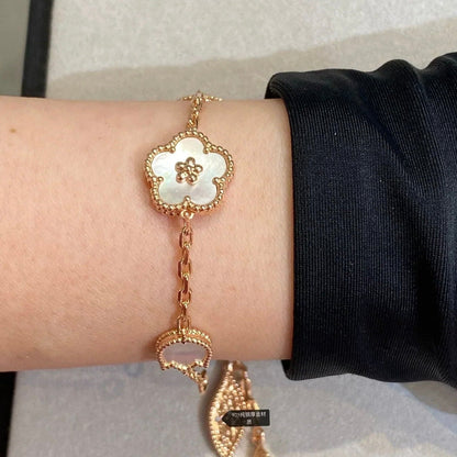 [⭐Spark]LUCKY SPRING 5 MOTIF BRACELET