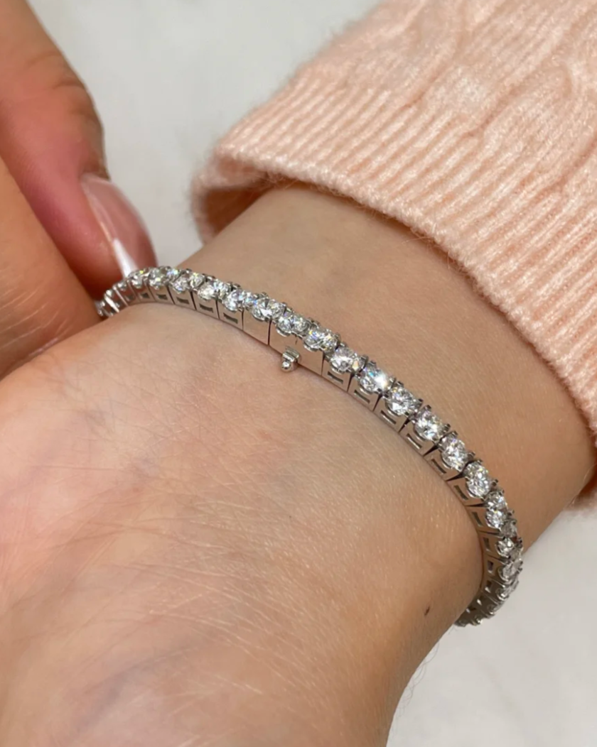 [⭐Spark]  CLASSIC BASEBALL BRACELAT, 52 DIAMOND