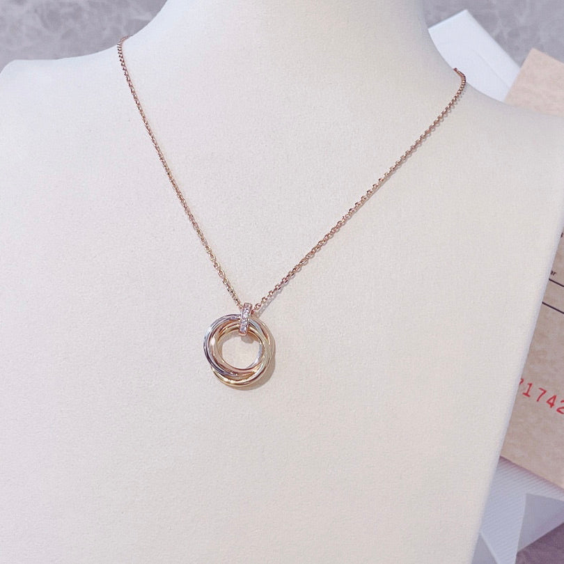 [⭐Spark]TRINITY NECKLACE GOLD  DIAMONDS
