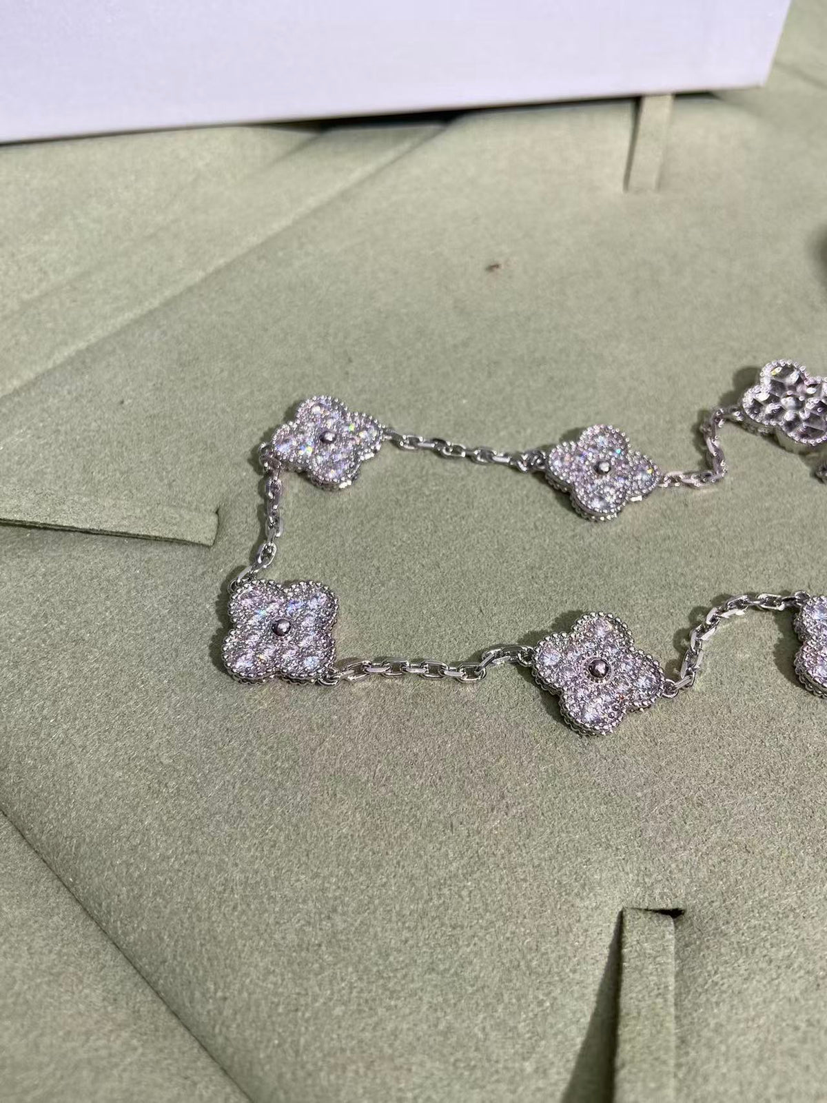 [⭐Spark]CLOVER 10 MOTIFS  FULL DIAMOND NECKLACE