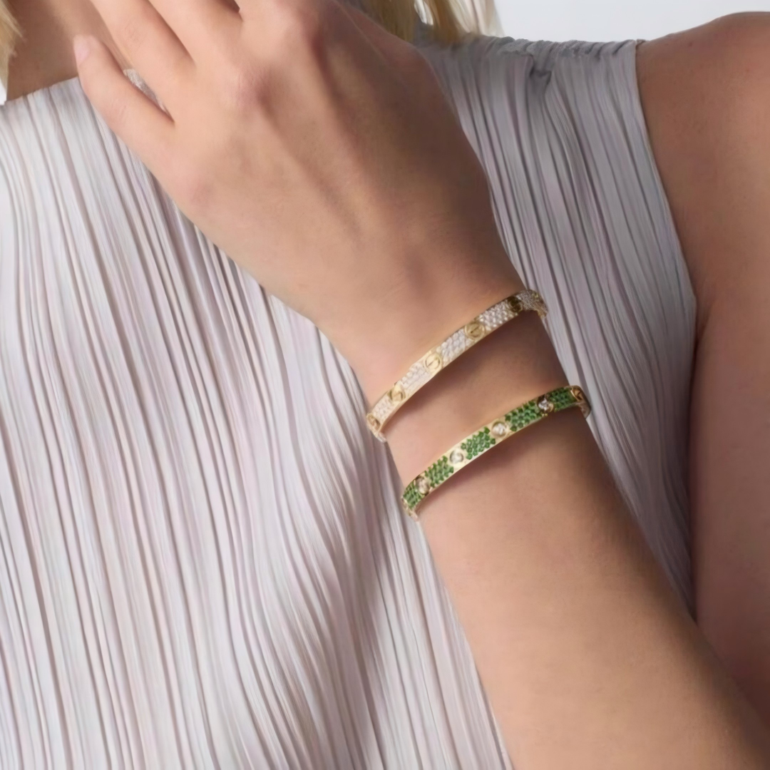 [⭐Spark]2026 PAVE GEMSTONE LOVE BRACELET 6.1MM 10 DIAMONDS