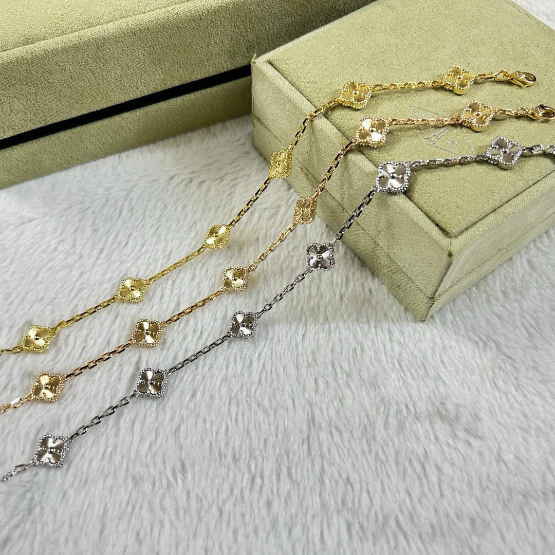 [⭐Spark]CLOVER 6 MOTIF DIAMOND BRACELET