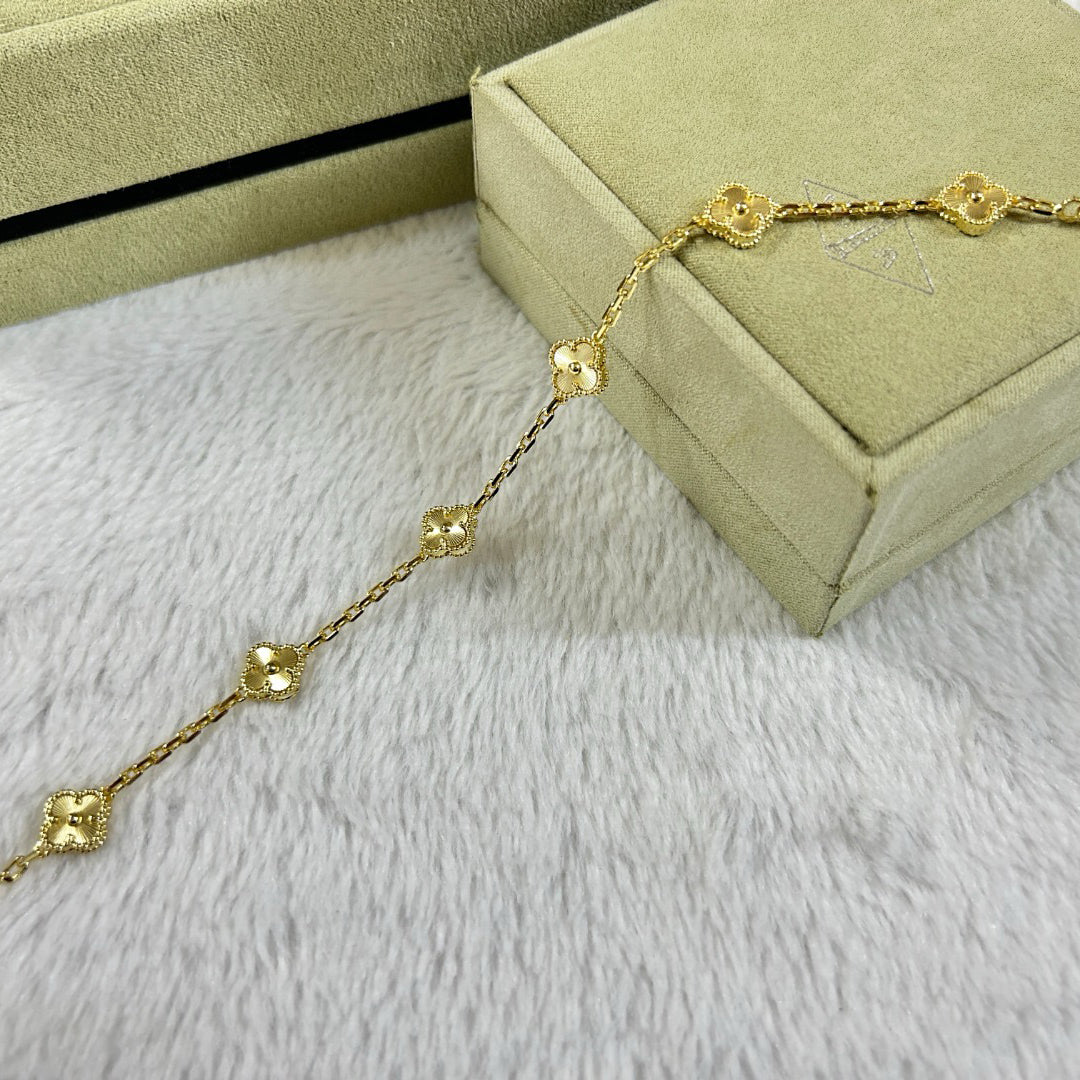 [⭐Spark]CLOVER 6 MOTIF DIAMOND BRACELET