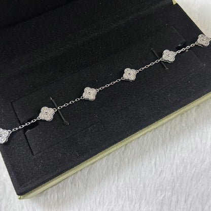 [⭐Spark]CLOVER 6 MOTIF DIAMOND BRACELET