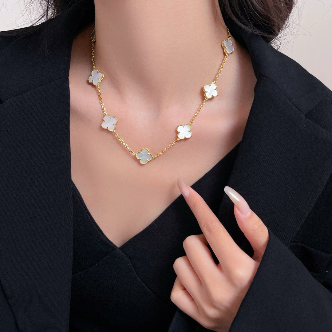 [⭐Spark]CLOVER 10 MOTIFS WHITE MOTHER OF PEARL NECKLACE