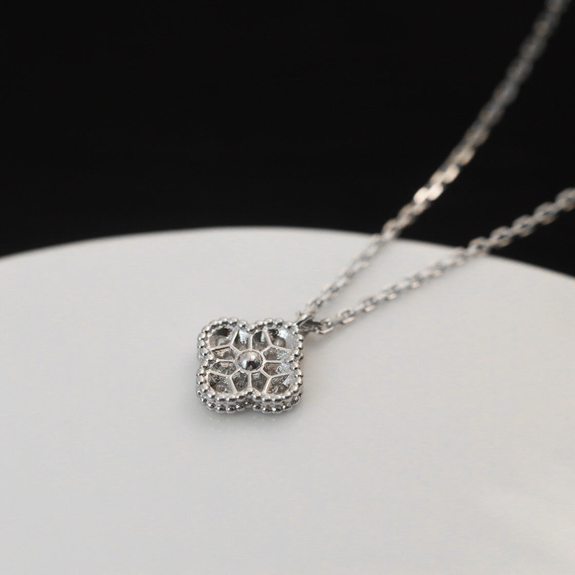 [⭐Spark]CLOVER MINI 9.5MM PENDANT DIAMOND NECKLACE