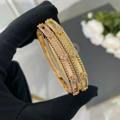 [⭐Spark]CLOVER BRACELET 4MM DIAMONDS