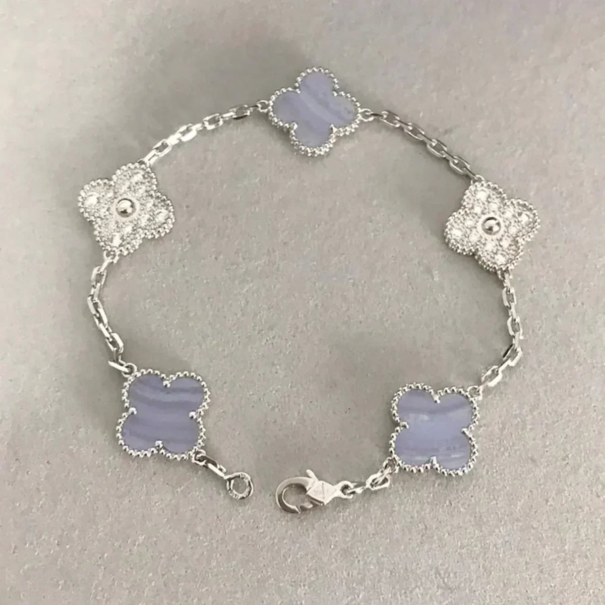 [⭐Spark] CLOVER 5 MOTIF PURPLE CHALCEDONY BRACELET COLLECTION