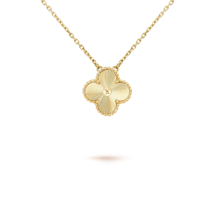 [⭐Spark]CLOVER 15MM LASER NECKLACE