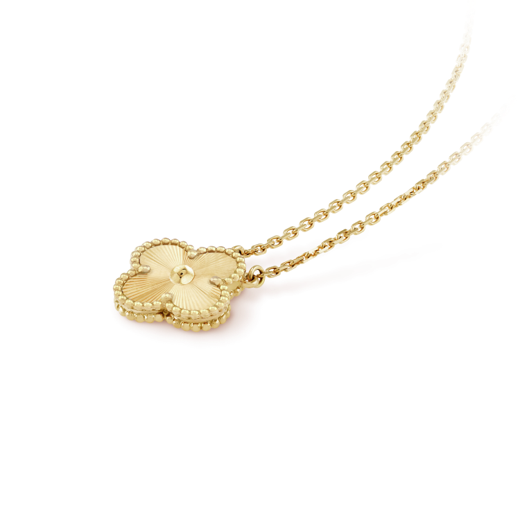 [⭐Spark]CLOVER 15MM LASER NECKLACE